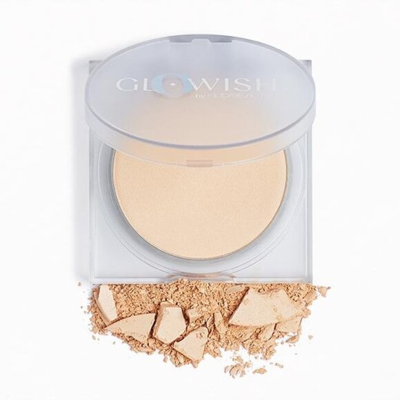 NWT HUDA BEAUTY GloWish Luminous Pressed Powder in 01 Fair - Picture 1 of 3